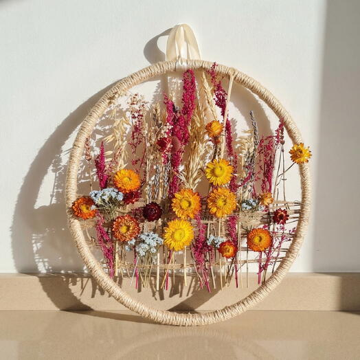 Decorative picture with natural dried flowers