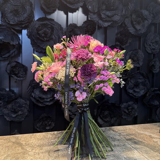 Ramo de tonos purpura