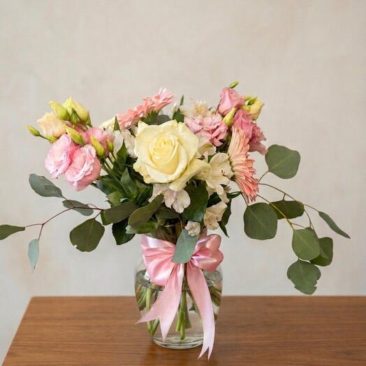 Ramo de flores en jarron aloha