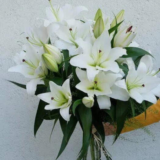 Bouquet de 12 lys blancs