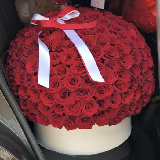 Caja con 250 rosas