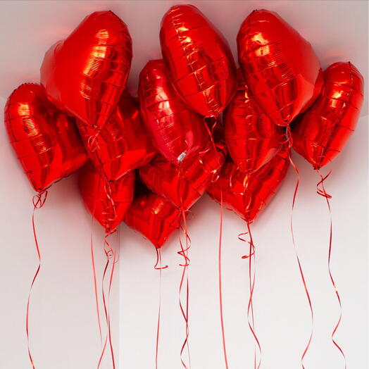 Globos en forma de corazon para el techo