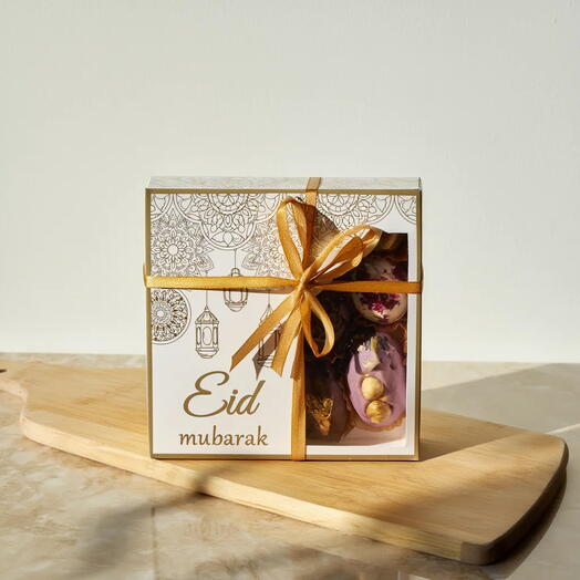 Caja Gourmet de Datiles Medjool Rellenos con Chocolate Belga