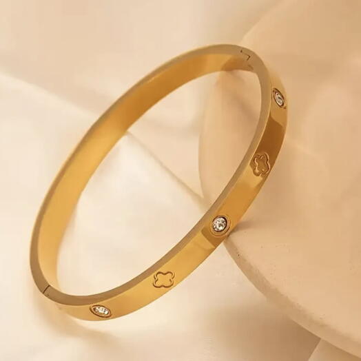 Brazalete de acero inoxidable