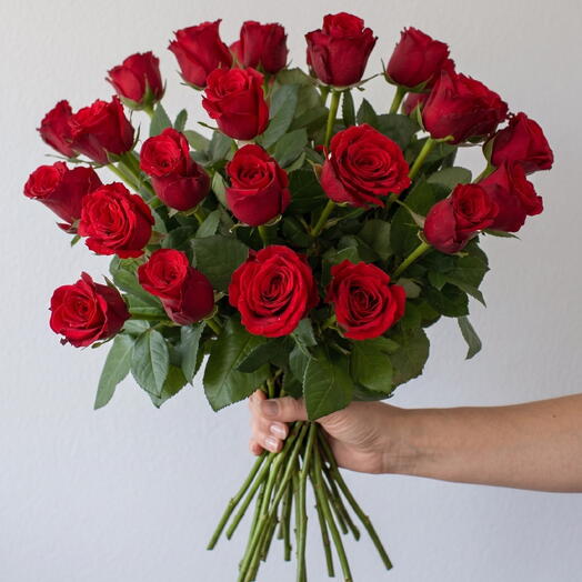 Ramo de 24 rosas rojas