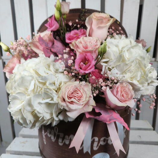 Sombrerera floral Nena