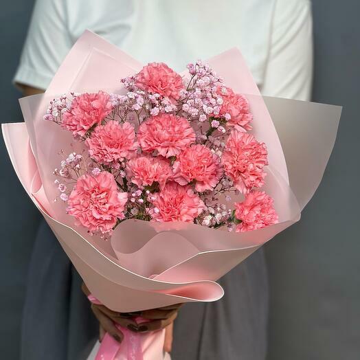 Ramo con dianthus rosas