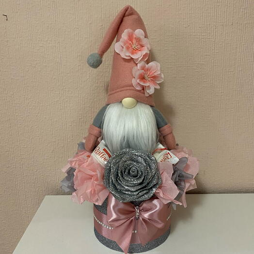 Caja de Regalo con Gnomo Rosa y Plateado