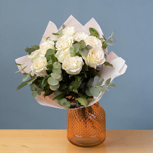 Rosas Blancas ( NO INCLUYE JARRON )