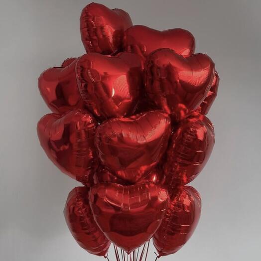 Ramo de corazones rojos