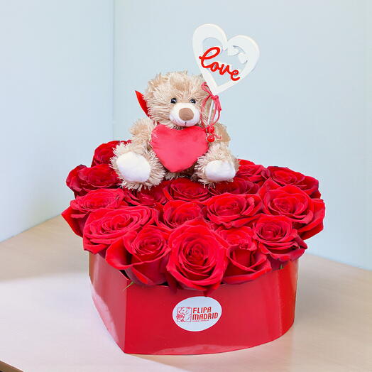 Corazon con 20 rosas + mini osito con pick