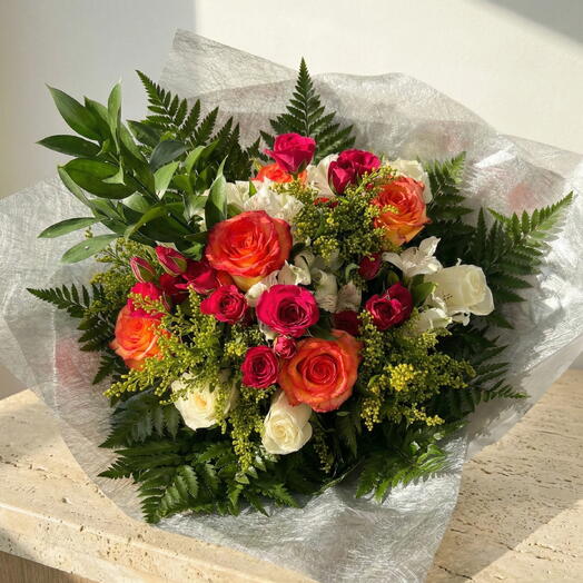 Brotherhood Bouquet – Premium bouquet of multicolored roses and fresh alstroemerias