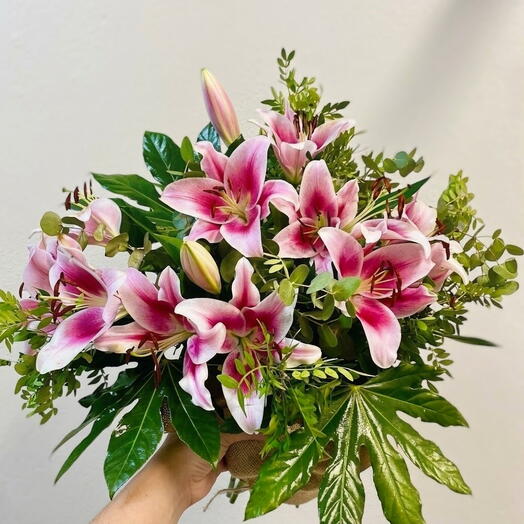 Ramo de Lilium Oriental Rosado