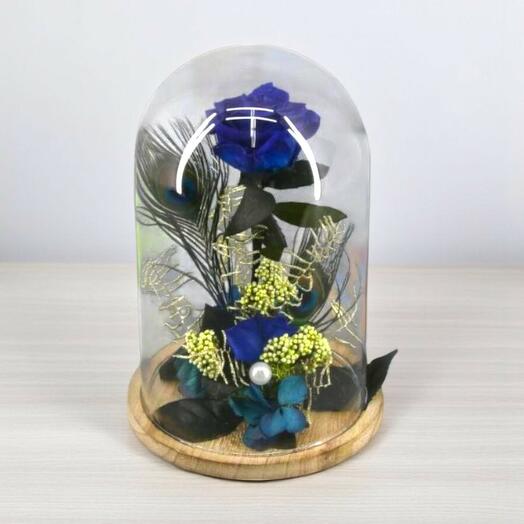 Rosa eterna azul en cupula
