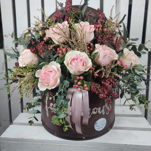 Sombrerera rosas Vintage