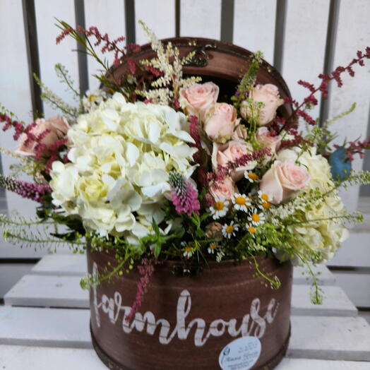 Sombrerera floral Ainara