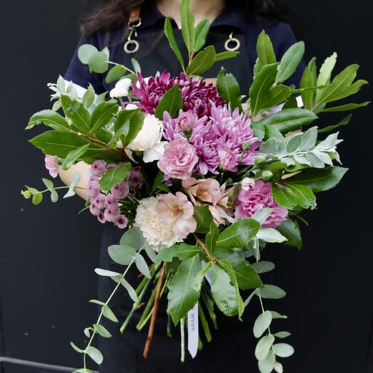 Ramo de Alstromeria suave ARAIK GALSTYAN