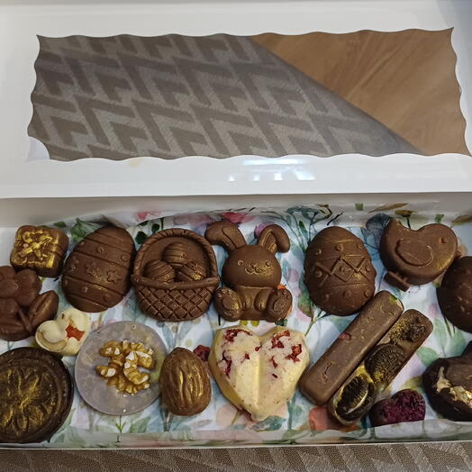 Boîte Gurmet de chocolats artisanaux de Pâques – 350g