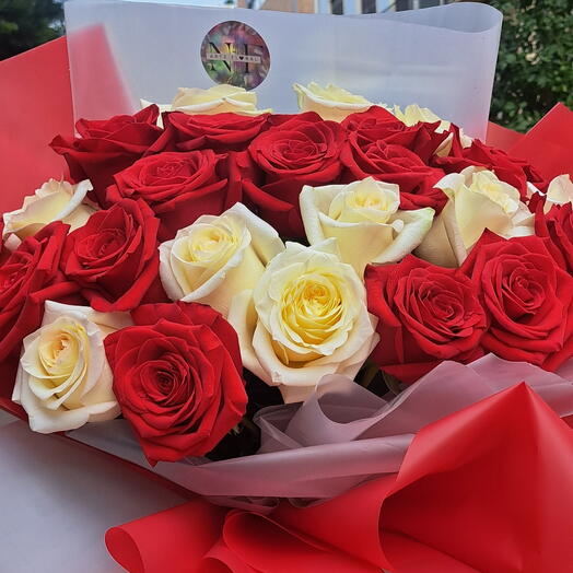 25 Rosas Mix ️️🤍