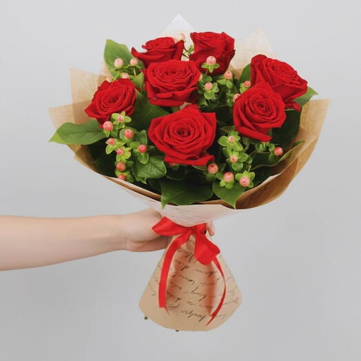 Bouquet of 7 Red Roses