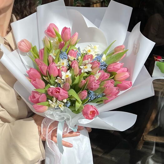 Princesa de primavera (tulipanes)