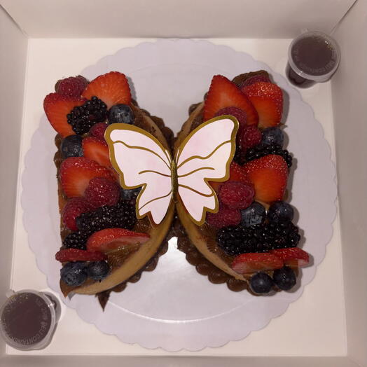 Chocoflan Butterfly dulce de leche y frutos rojos