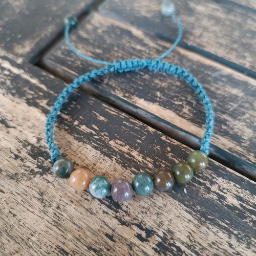 Pulseras artesanales macrame y piedras naturales