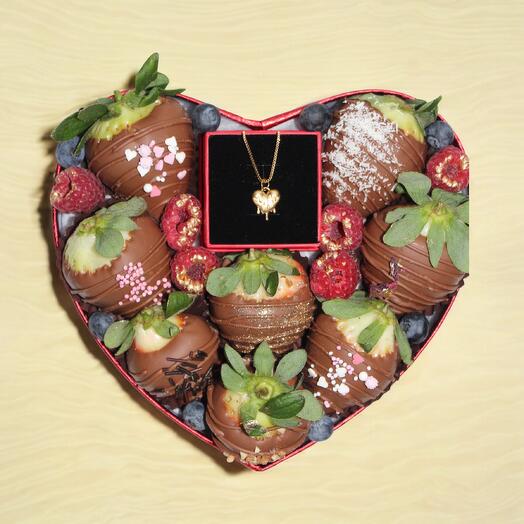 VALENTINES GIFT BOX (Medium)