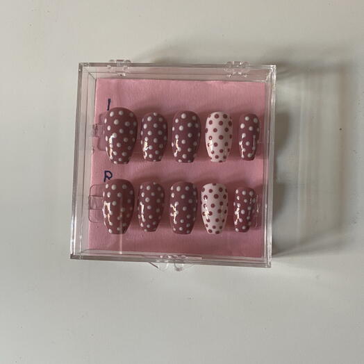 Set de unas diseno polka dots