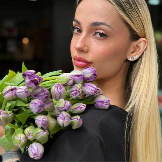 Bouquet of 30 purple tulips