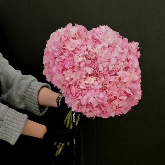 Ramo de autor con hortensias