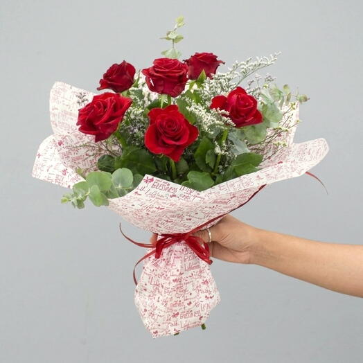 Букет из красных роз