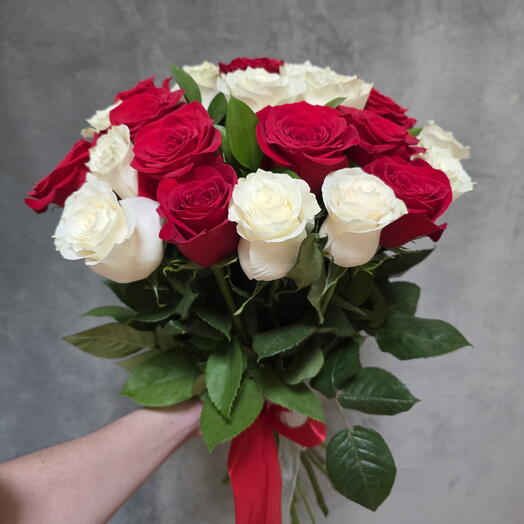 Ramo de 24 rosas