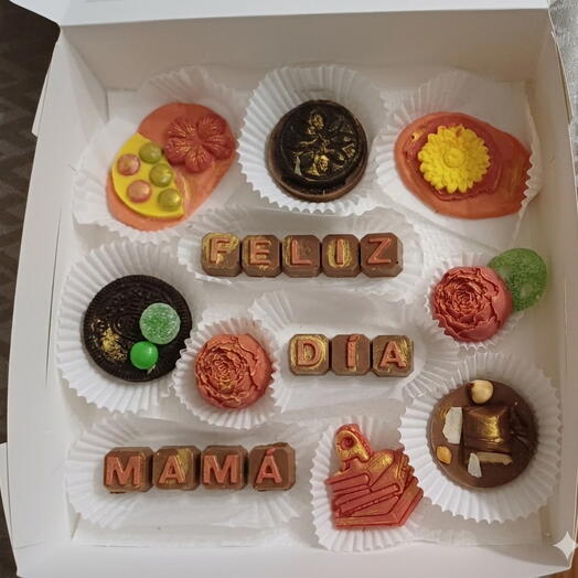 Caja de surtidos de chocolates personalizados para Dia de la Madre