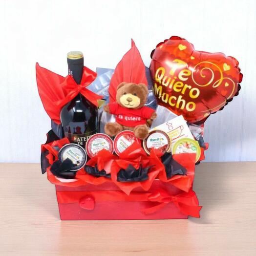 Cesta Iberica San Valentin – Regalo Gourmet Salado con Vino y Detalles Romanticos