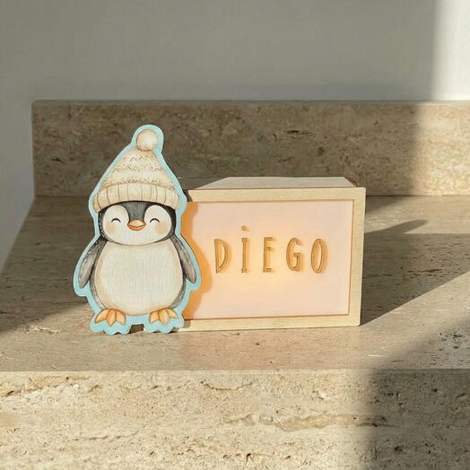 Lampara Infantil de Pinguino Personalizable con Nombre – Luz LED Decorativa de Madera