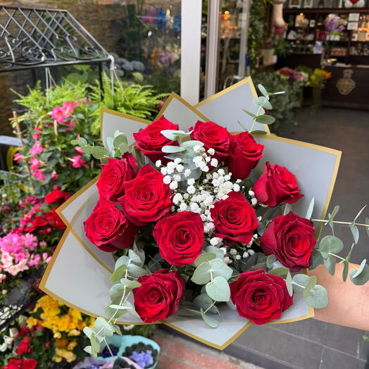 Ramo de 12 rosas rojas