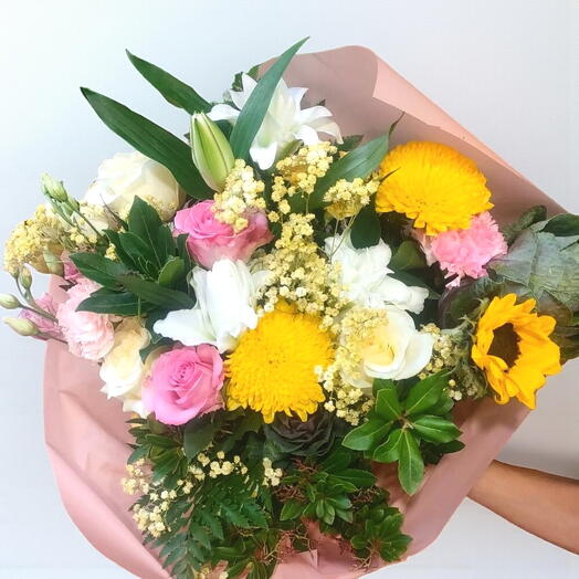 Ramo Romantico en Tonos Suaves