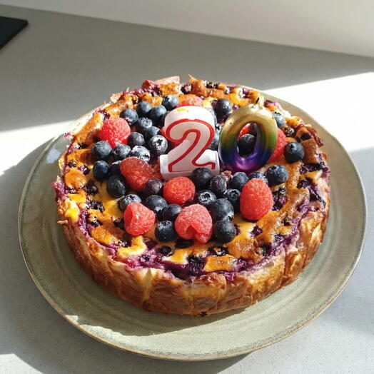 Tarta de queso con frutas de bosque
