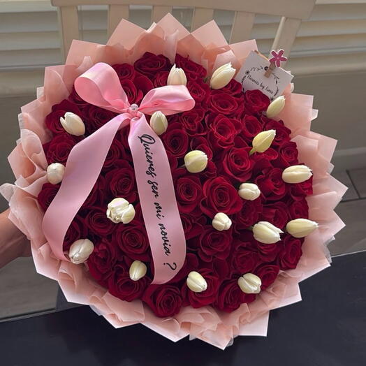 75 rosas con 18 tulipanes