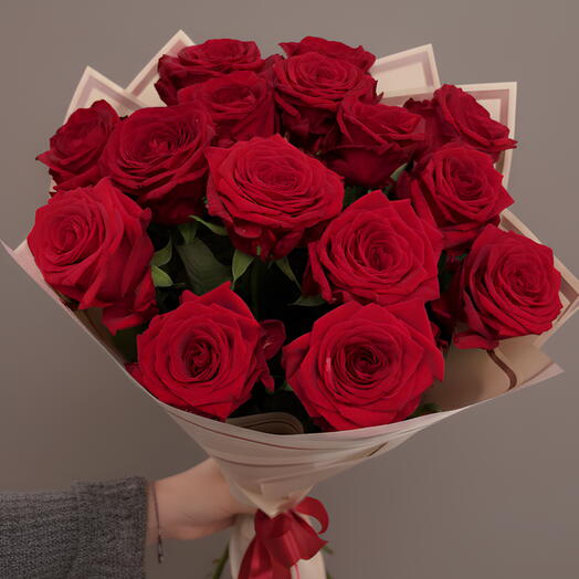 Ramo de 15 rosas rojas