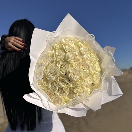 100 rosas blancas