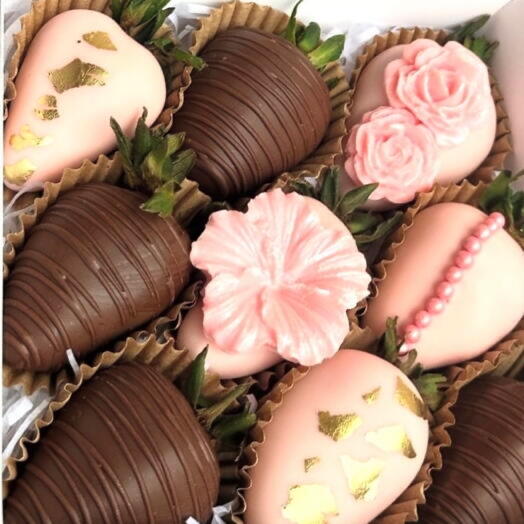 Caja de 9 Fresas Gourmet "Rose Gold   Chocolate Dream"
