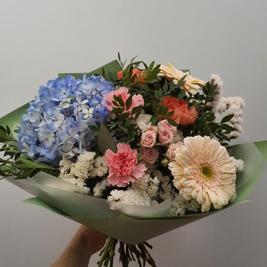 Ramo hortensia y gerbera