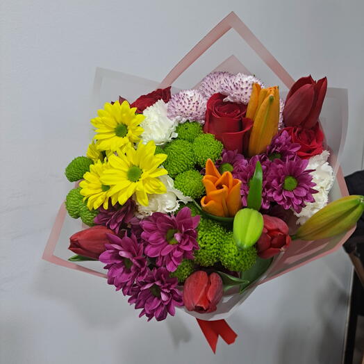 Vibrant multicolor bouquet