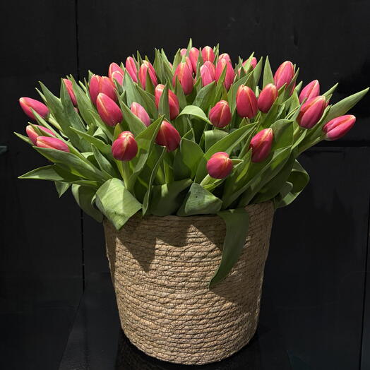 Arrangement with Tulips