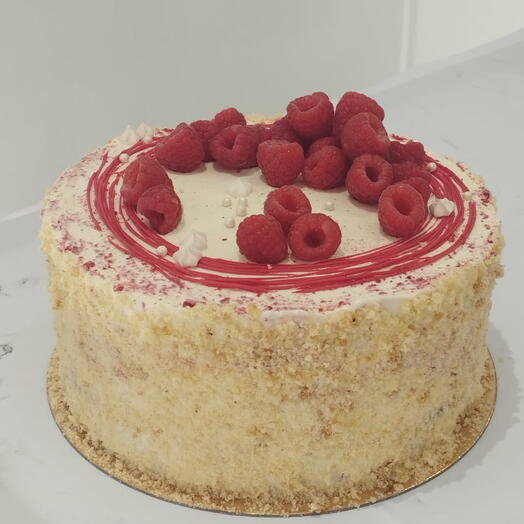 Tarta con frutos rojos