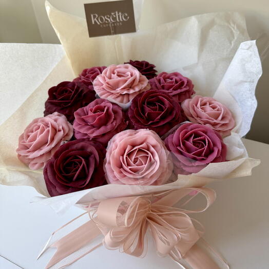 BouqCake Roses