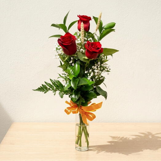 Trio de Rosas San Jordi