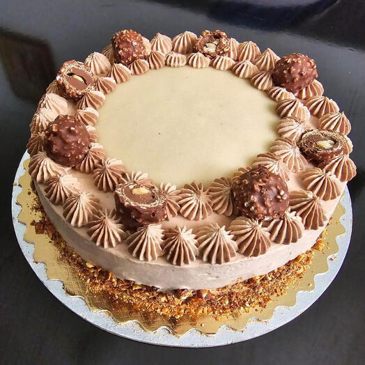 TARTA DE CHOCOLATE Y FERRERO ROCHERS